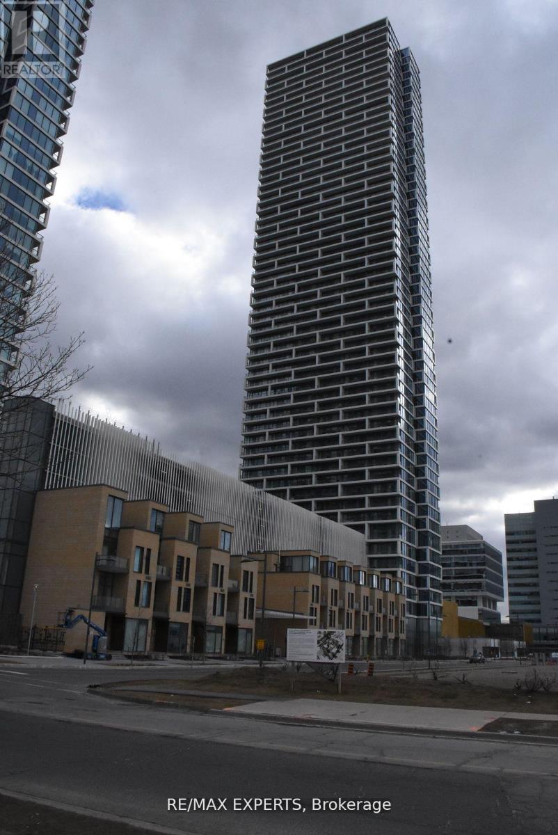 5905 - 5 BUTTERMILL AVENUE