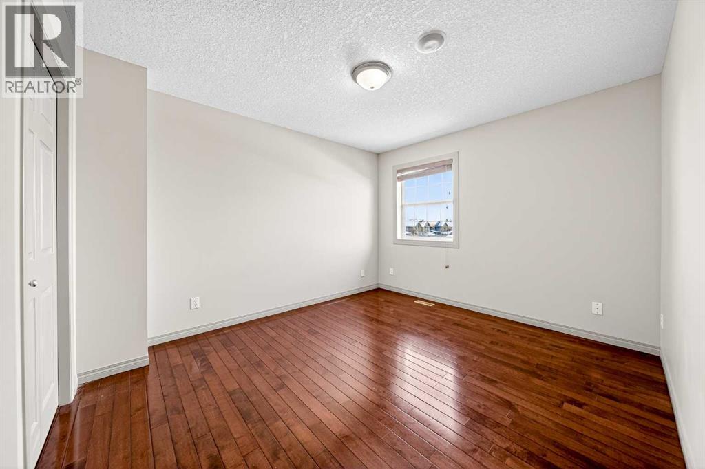 Single Family House for Sale in  Springborough Crescent SW Springbank Hill Calgary 