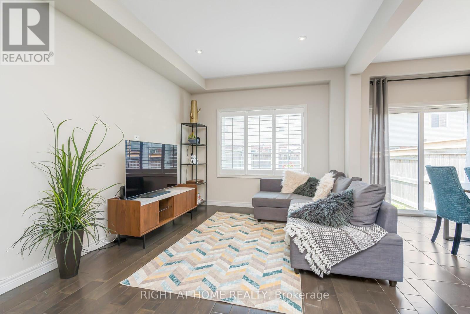 27 HITCHING POST RIDGE,Hamilton (Binbrook),,