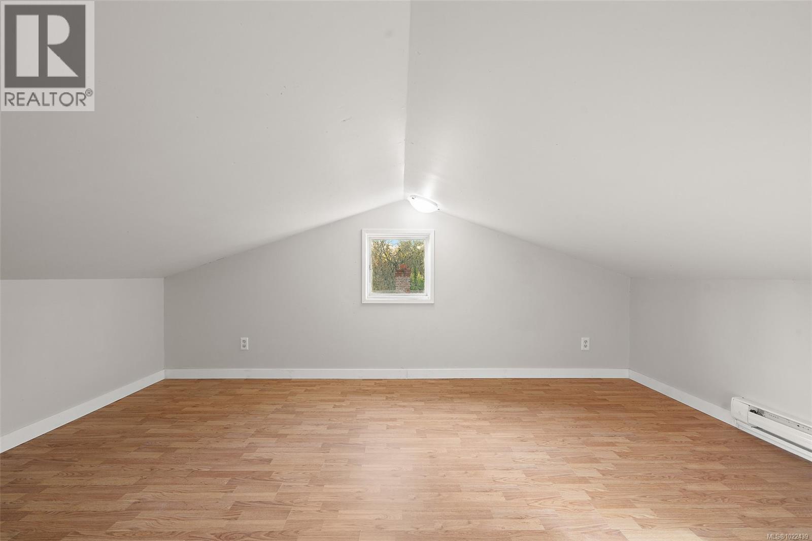 #3020 3022 Donald St - 22