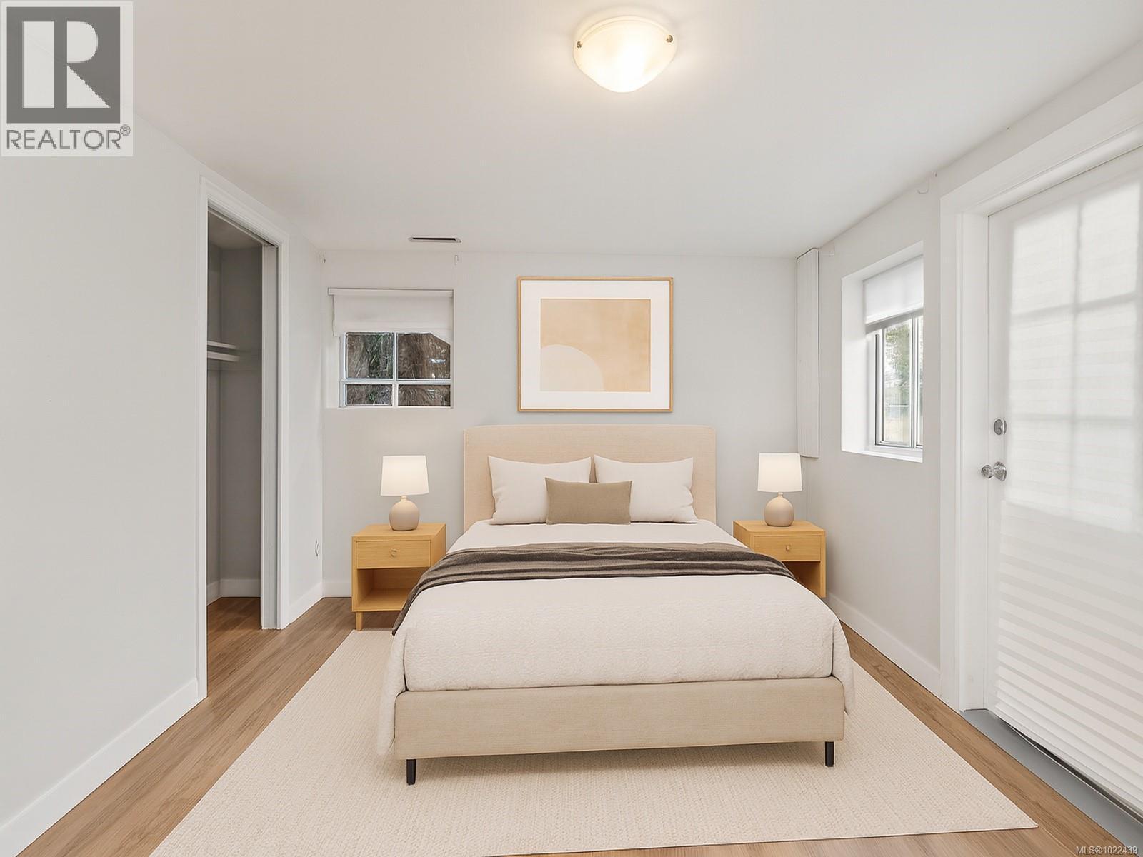 3020 3022 Donald Street, Saanich