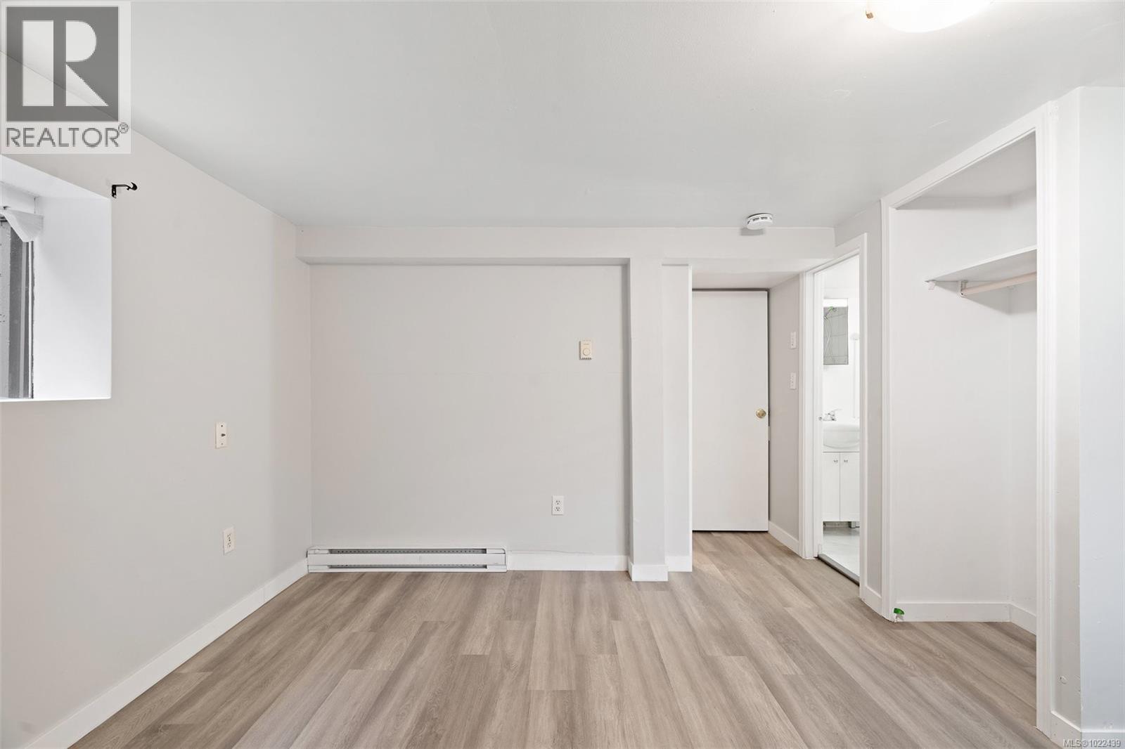 #3020 3022 Donald St - 65