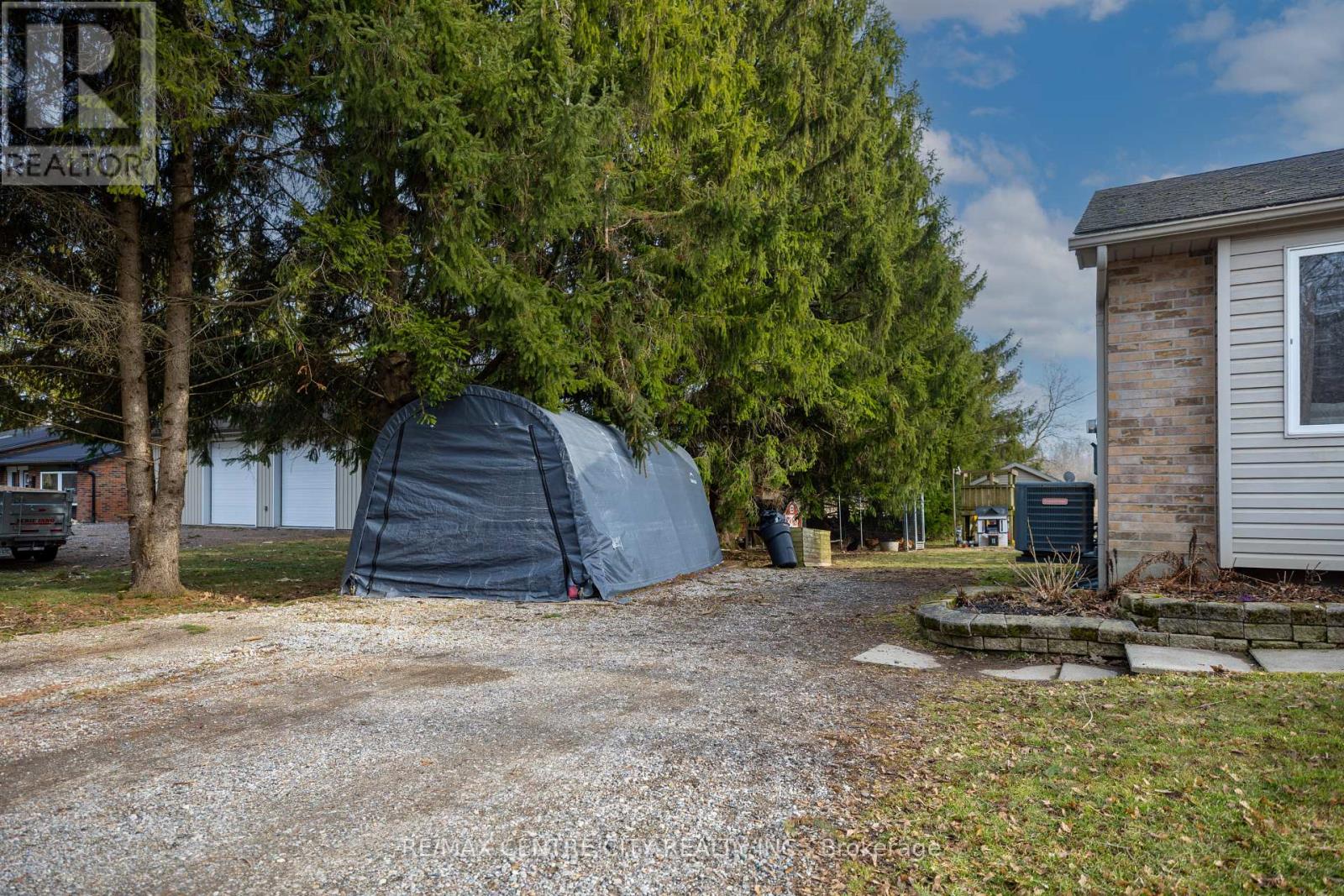 2623 AVON DRIVE Property Photo