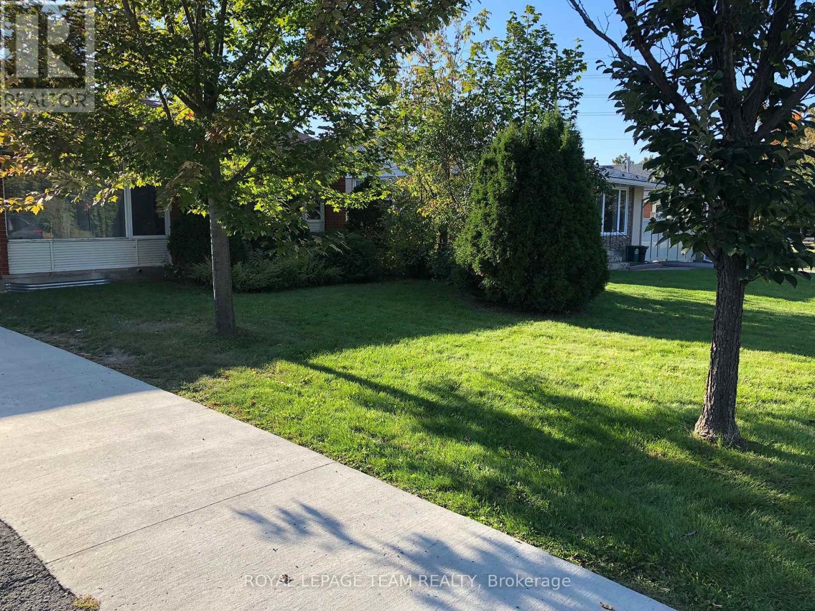 3 Bed, 1 Bath House for Rent in Ottawa – #B – 1180 SOUTHWOOD DRIVE, Ottawa – MLS# X12928232 - Image 25