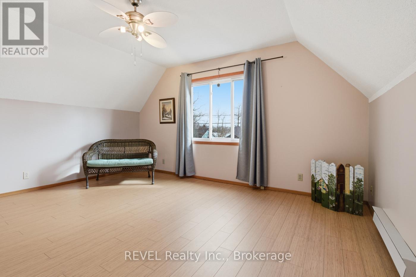 2757 NORTH SHORE DRIVE DRIVE E - 21