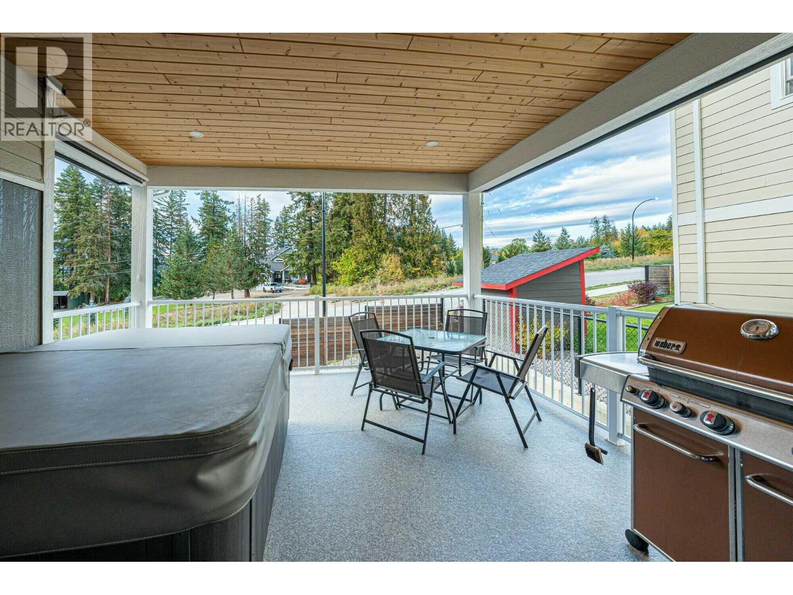  80 15 Avenue Southeast, Salmon Arm