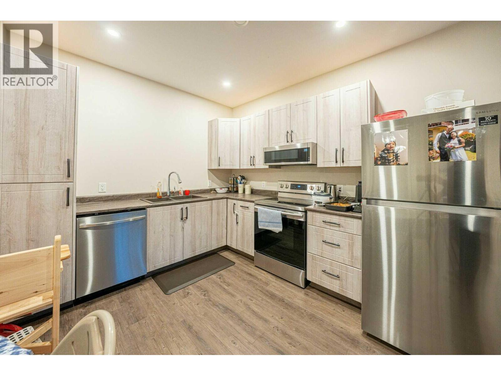  80 15 Avenue Southeast, Salmon Arm