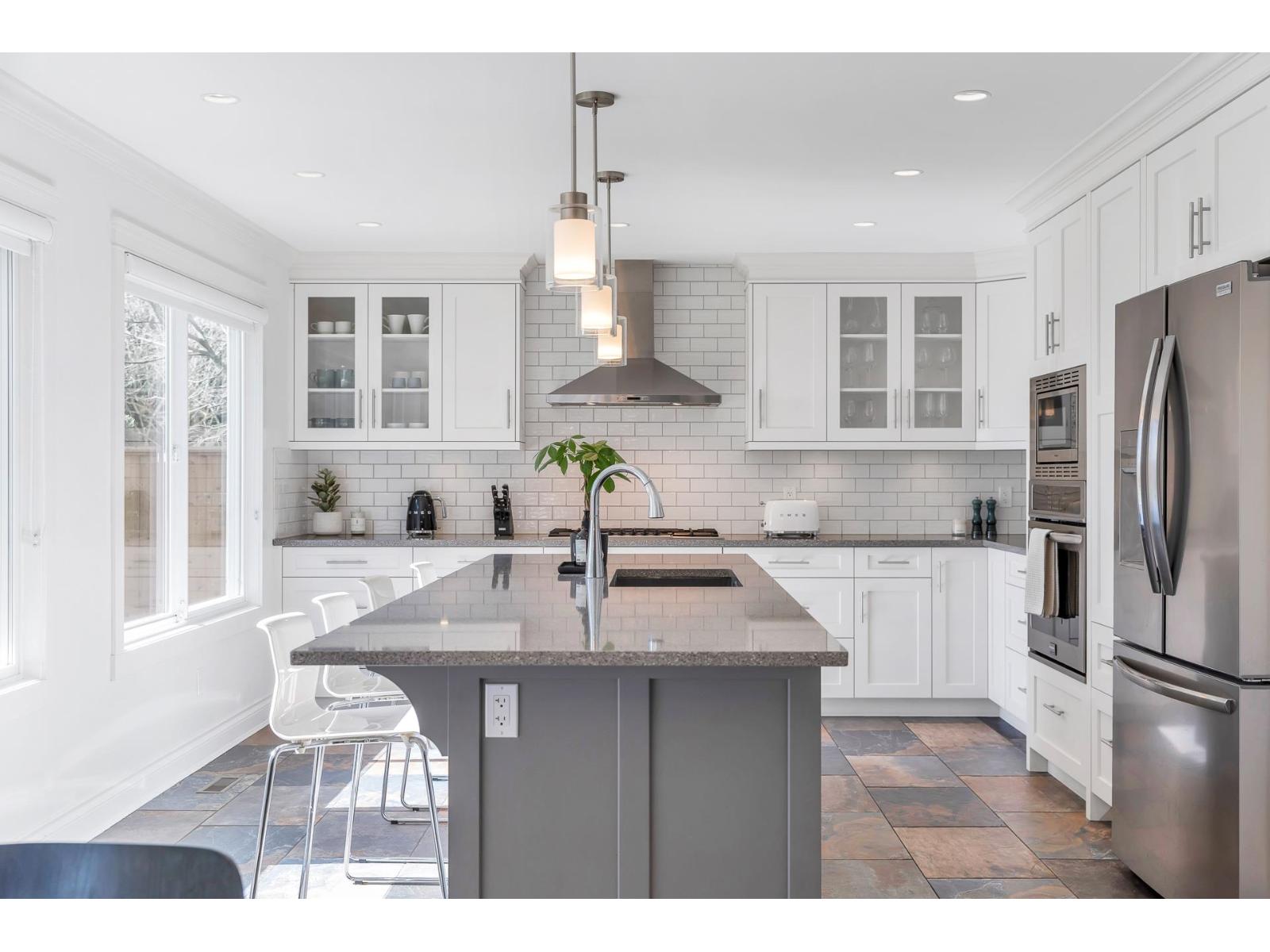 13960 COLDICUTT AVENUE, White Rock