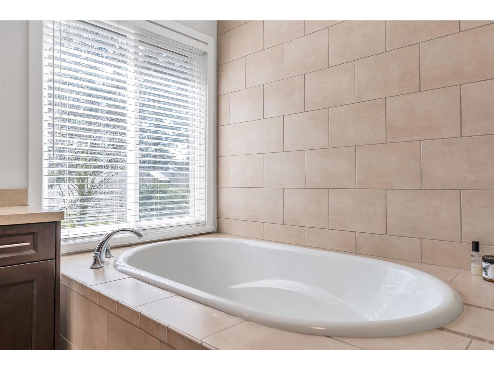 13960 COLDICUTT AVENUE, White Rock