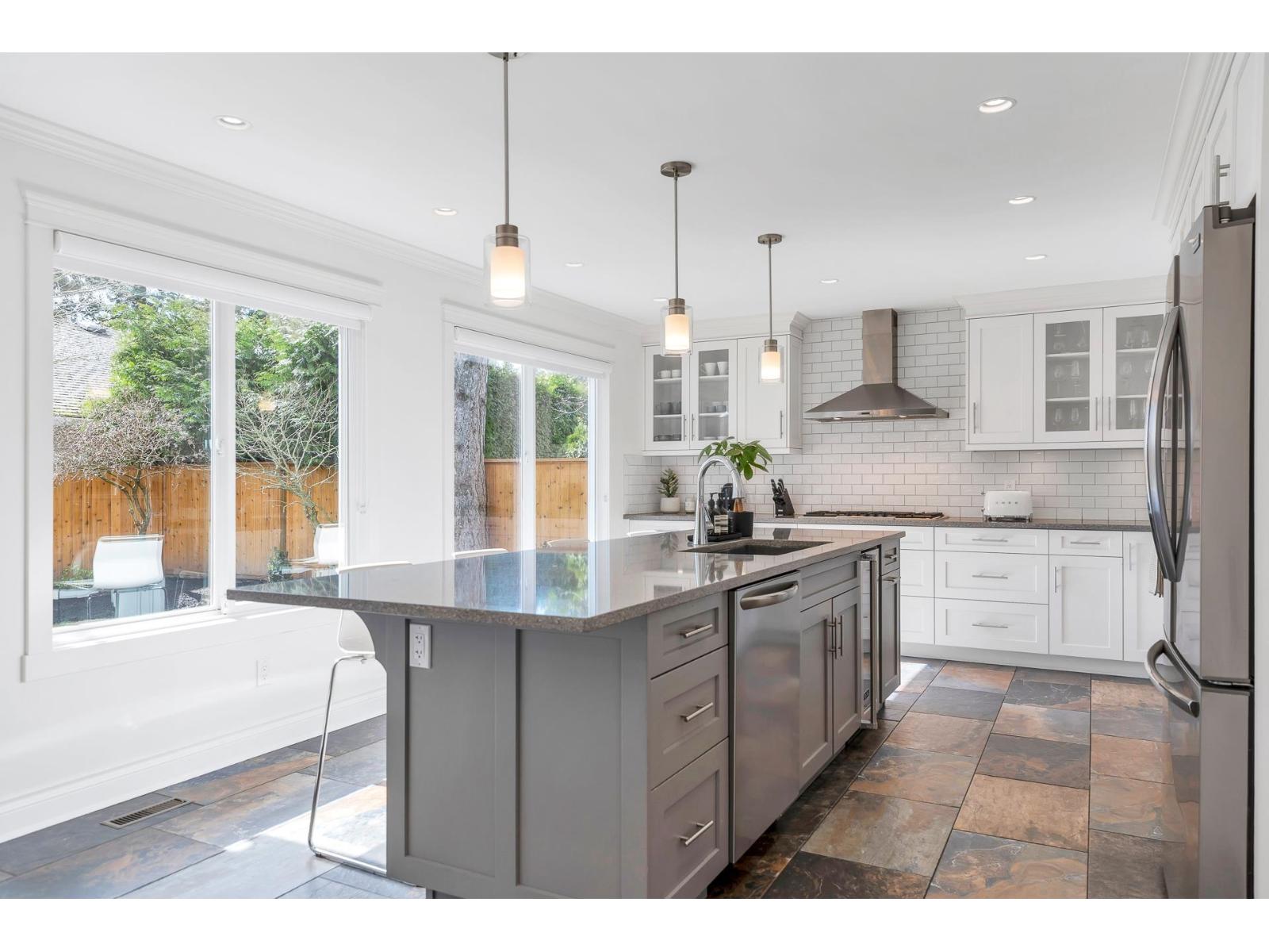 13960 COLDICUTT AVENUE, White Rock