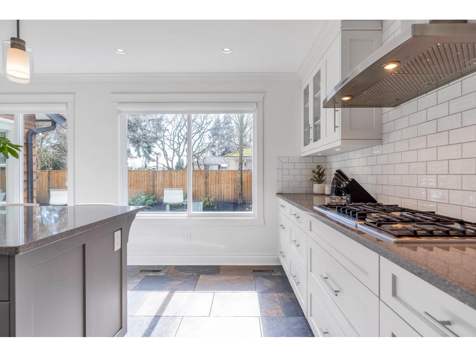 13960 COLDICUTT AVENUE, White Rock