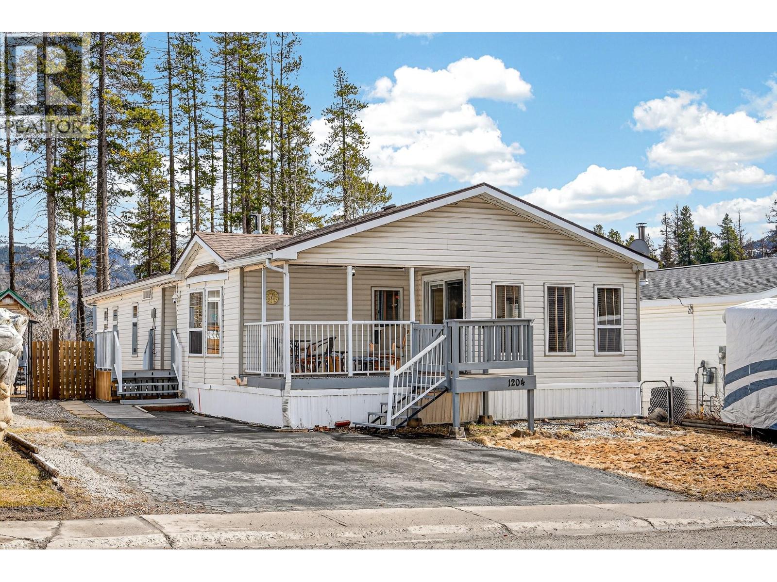 1204 Sycamore Road, Sparwood