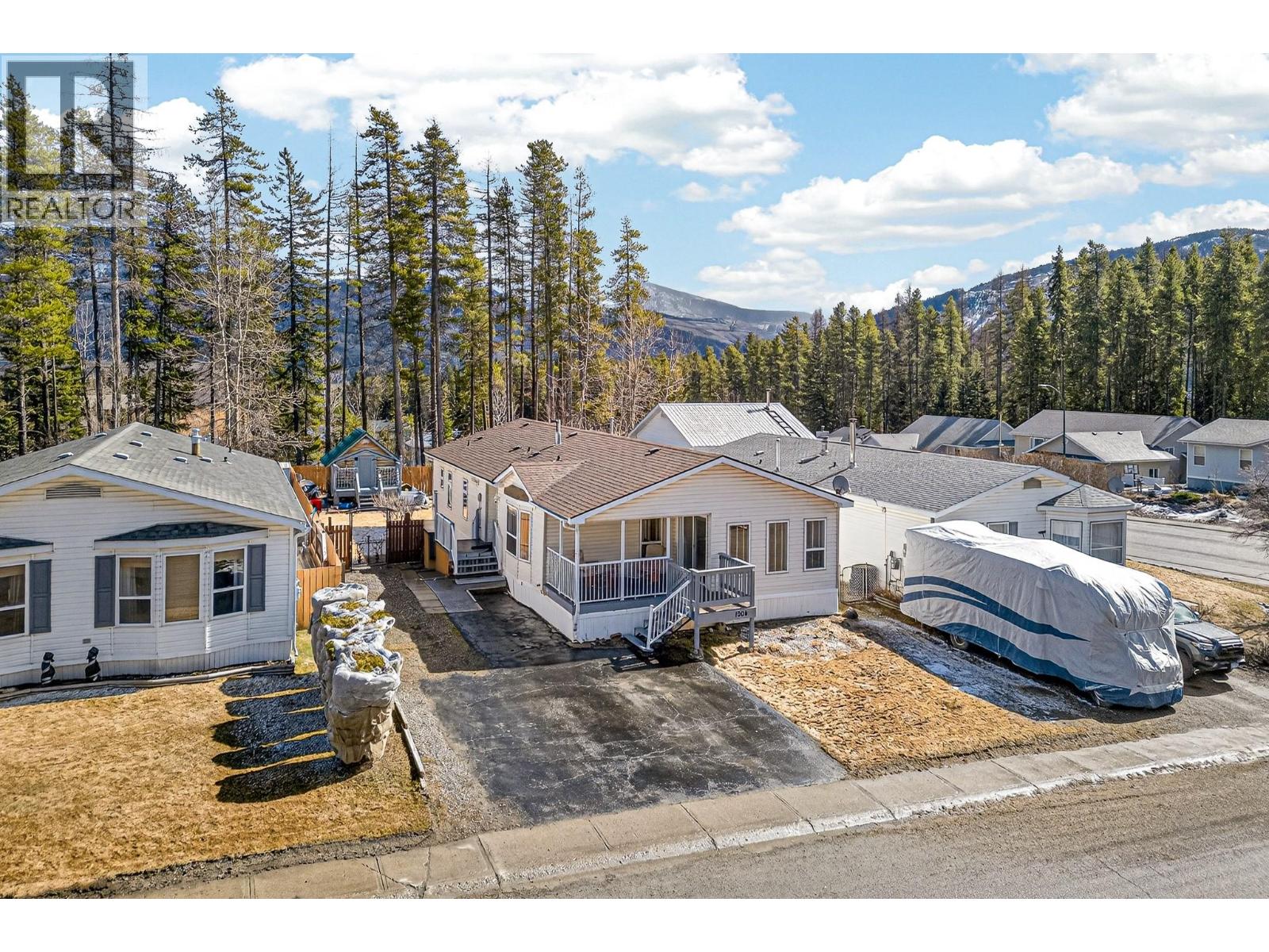 1204 Sycamore Road, Sparwood