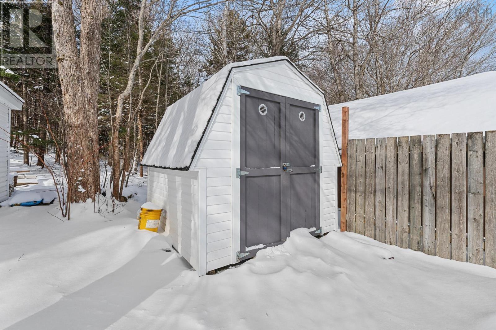 Property 27 of 44 of 16 Stuart Harris