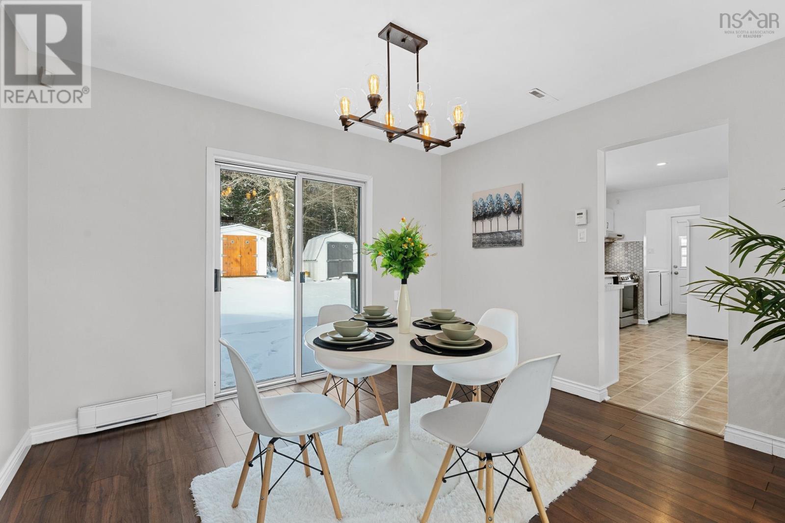 Property 9 of 44 of 16 Stuart Harris