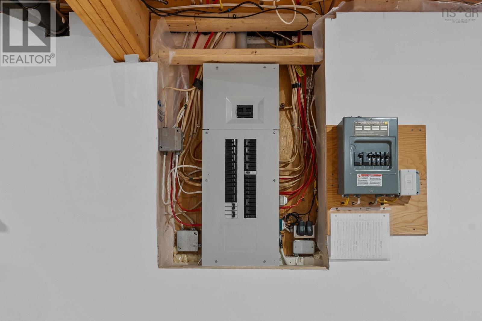 Property 33 of 44 of 16 Stuart Harris