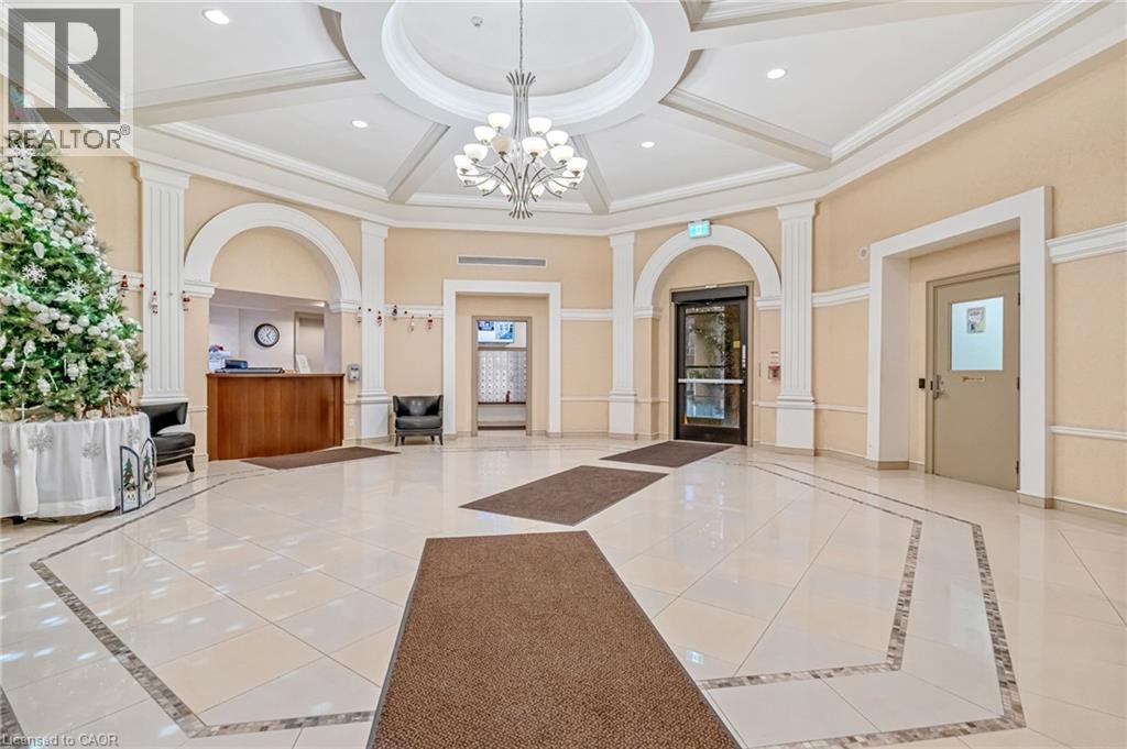 220 FORUM Drive Unit# 904, Mississauga, Ontario, L4Z4K1 — Photo 3
