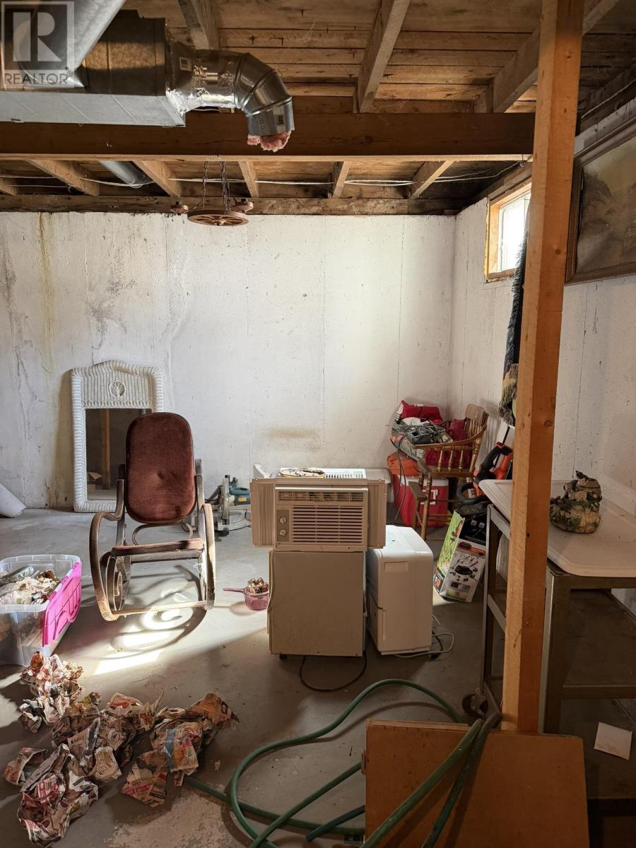 Property 22 of 23 of 1399 Woodville Road