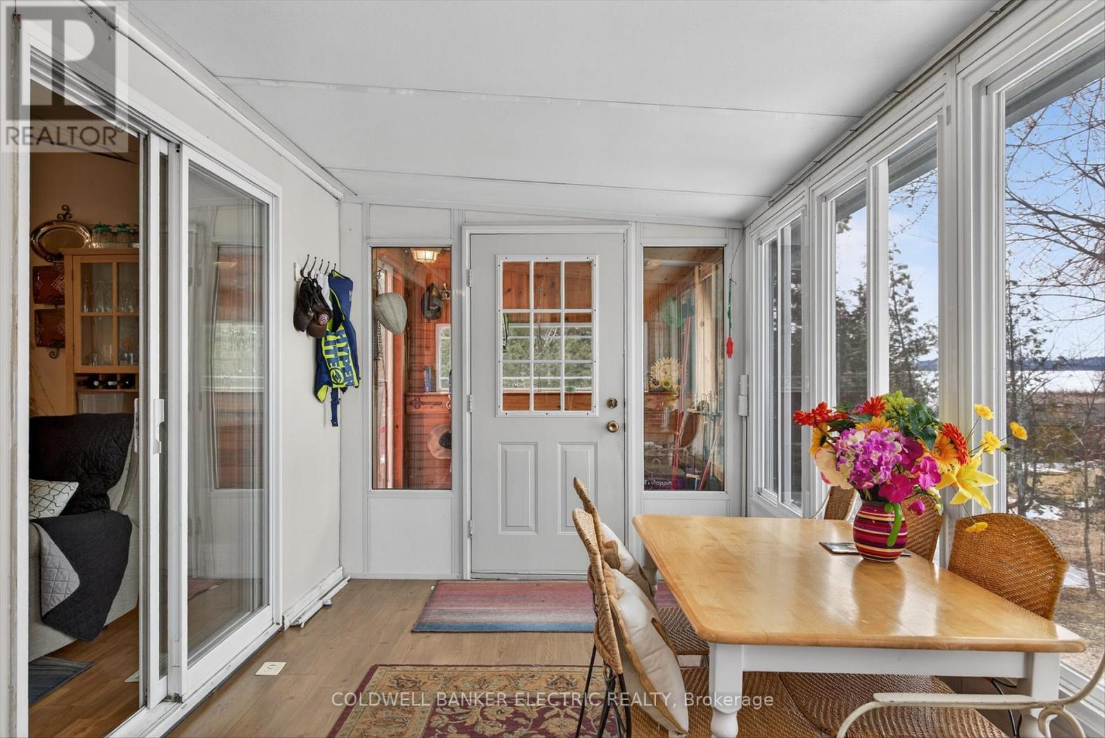 59 CEDARVIEW DRIVE - 18