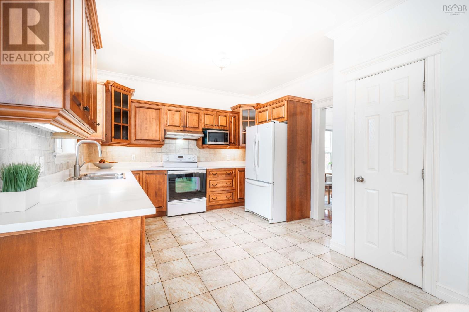 Property 12 of 49 of 15 Kingsbury Way