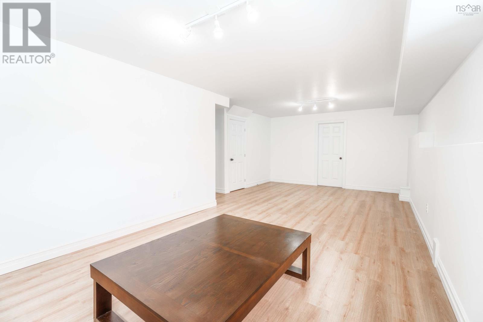 Property 43 of 49 of 15 Kingsbury Way