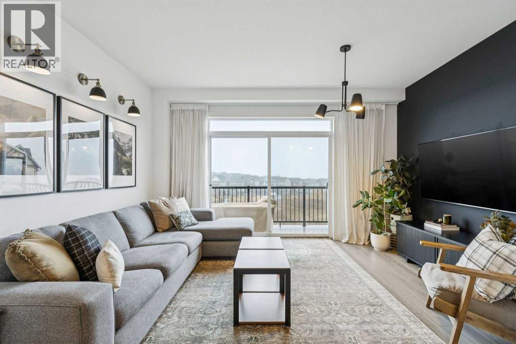 Single Family House for Sale in  Sherwood Lane NW Sherwood Calgary 