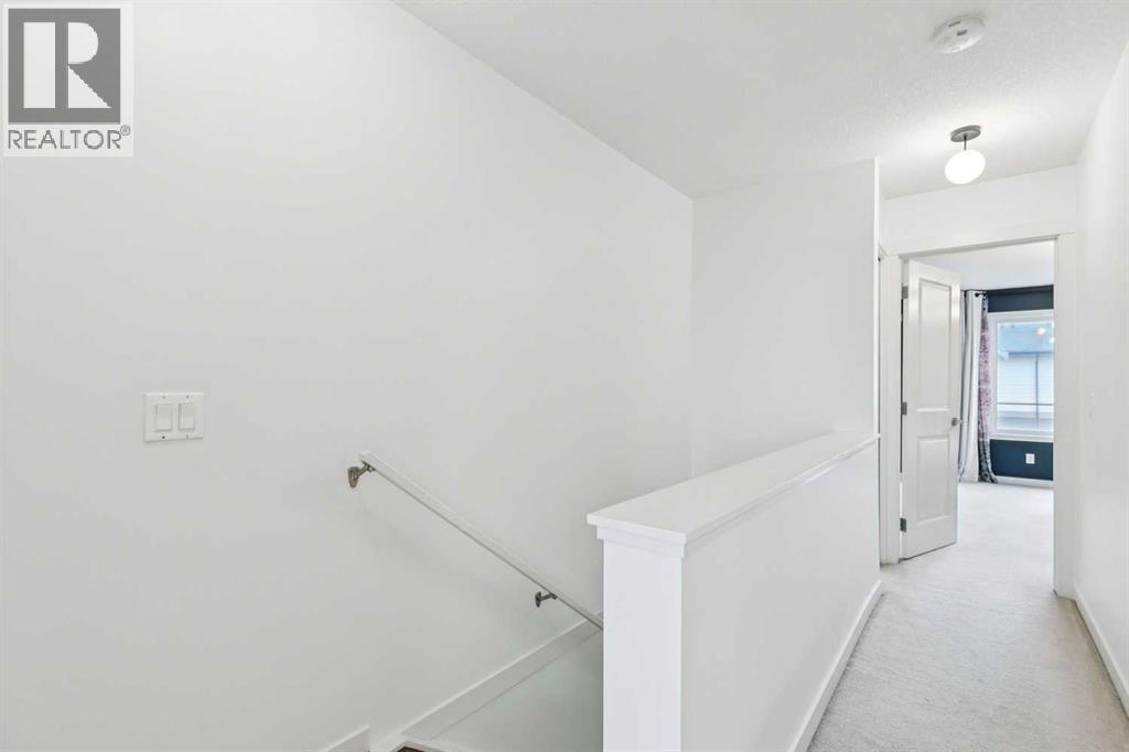 Single Family House for Sale in  Sherwood Lane NW Sherwood Calgary 