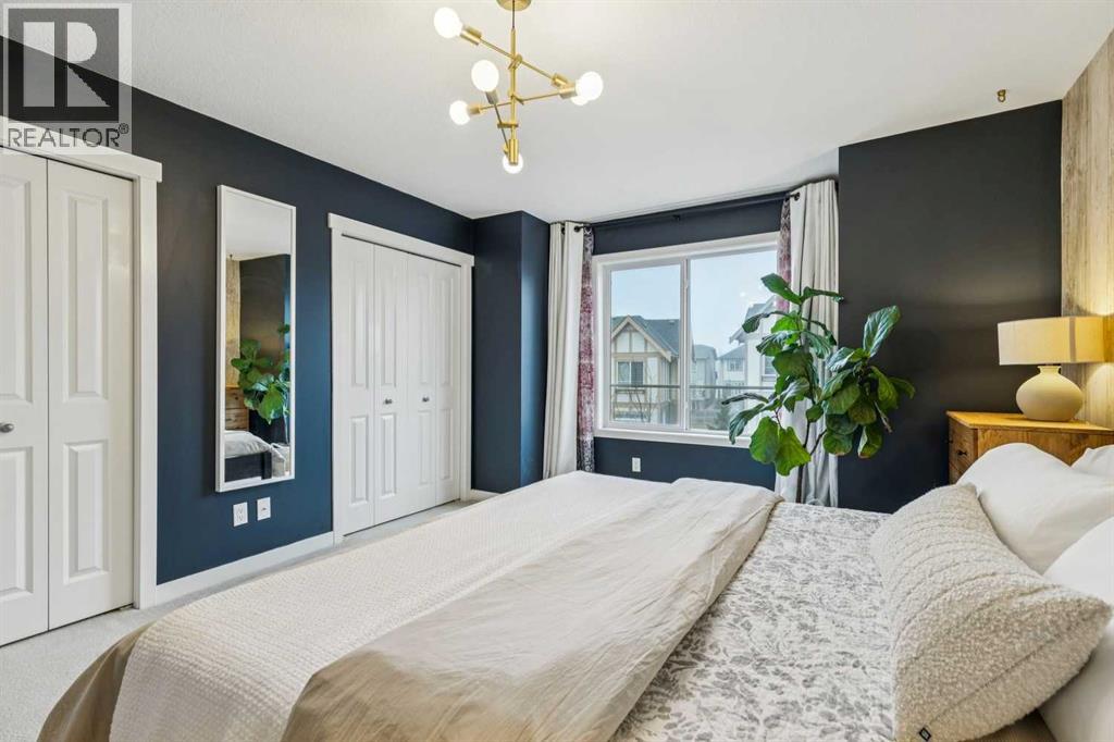 Single Family House for Sale in  Sherwood Lane NW Sherwood Calgary 