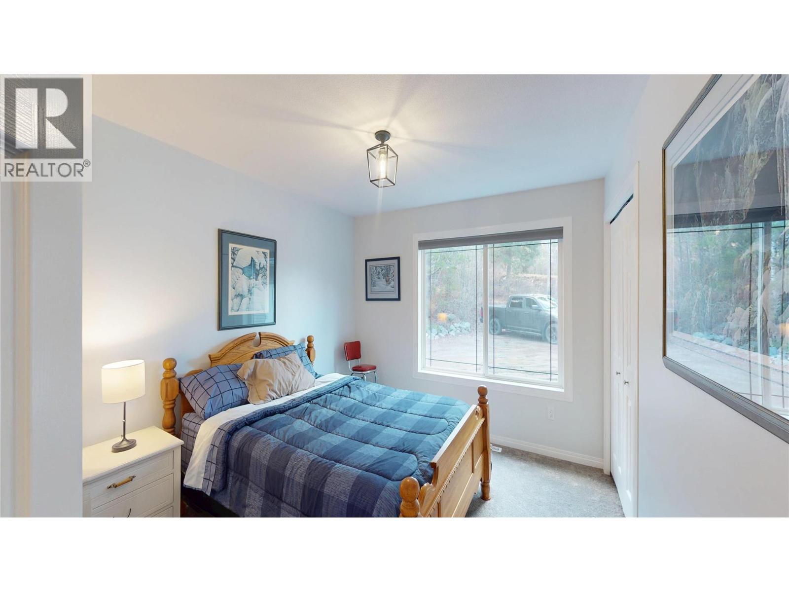 2926 Westview Road, Cranbrook