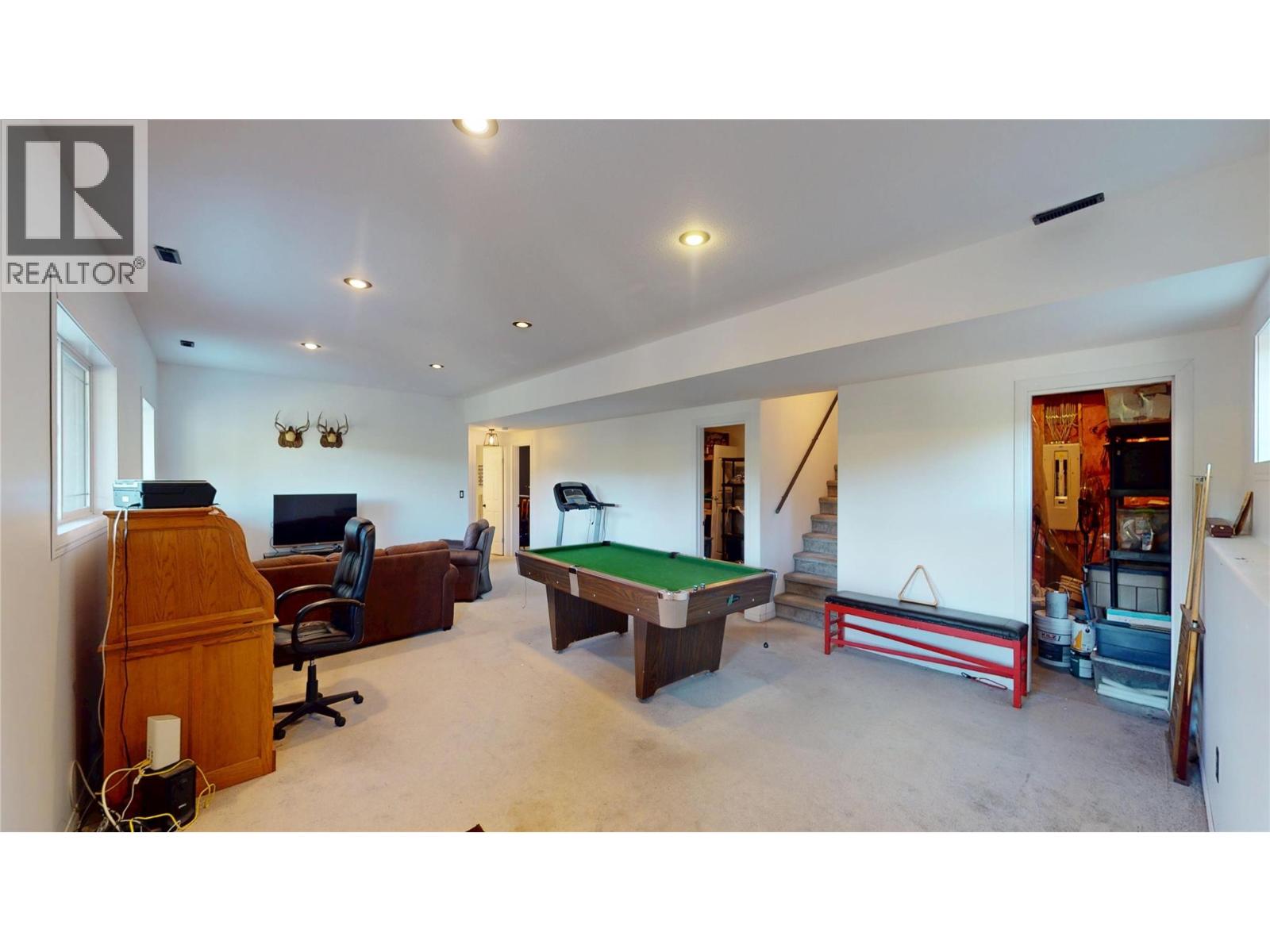 2926 Westview Road, Cranbrook