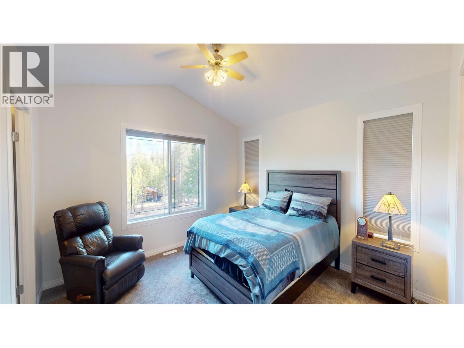 2926 Westview Road, Cranbrook