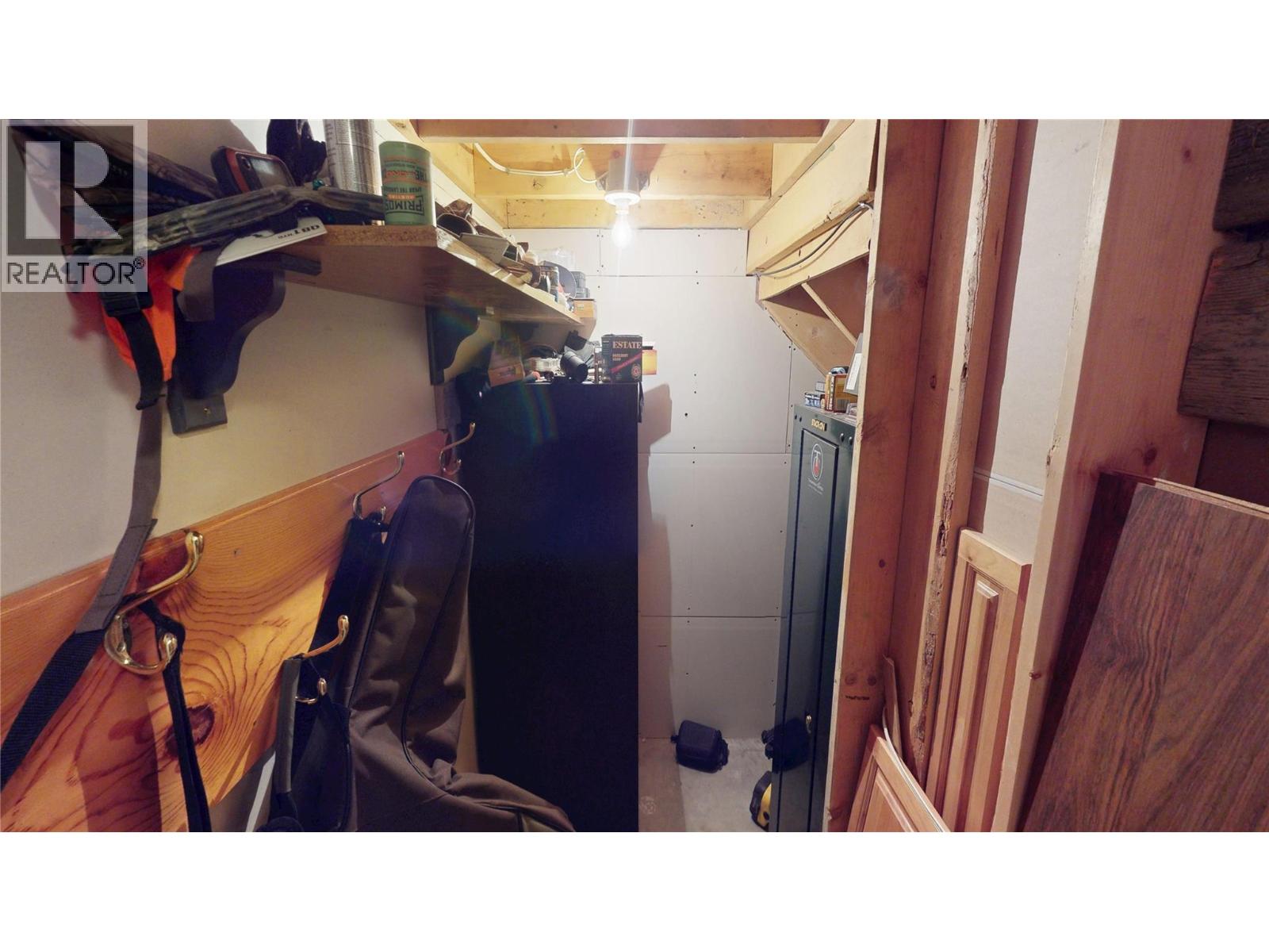 2926 Westview Road, Cranbrook