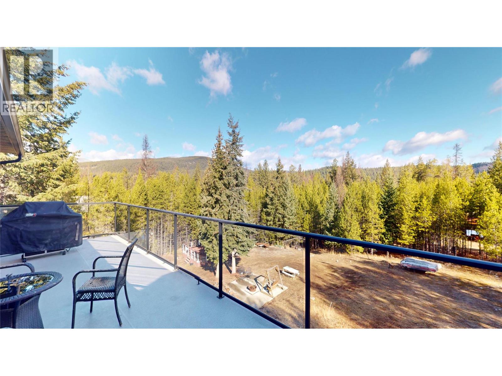 2926 Westview Road, Cranbrook