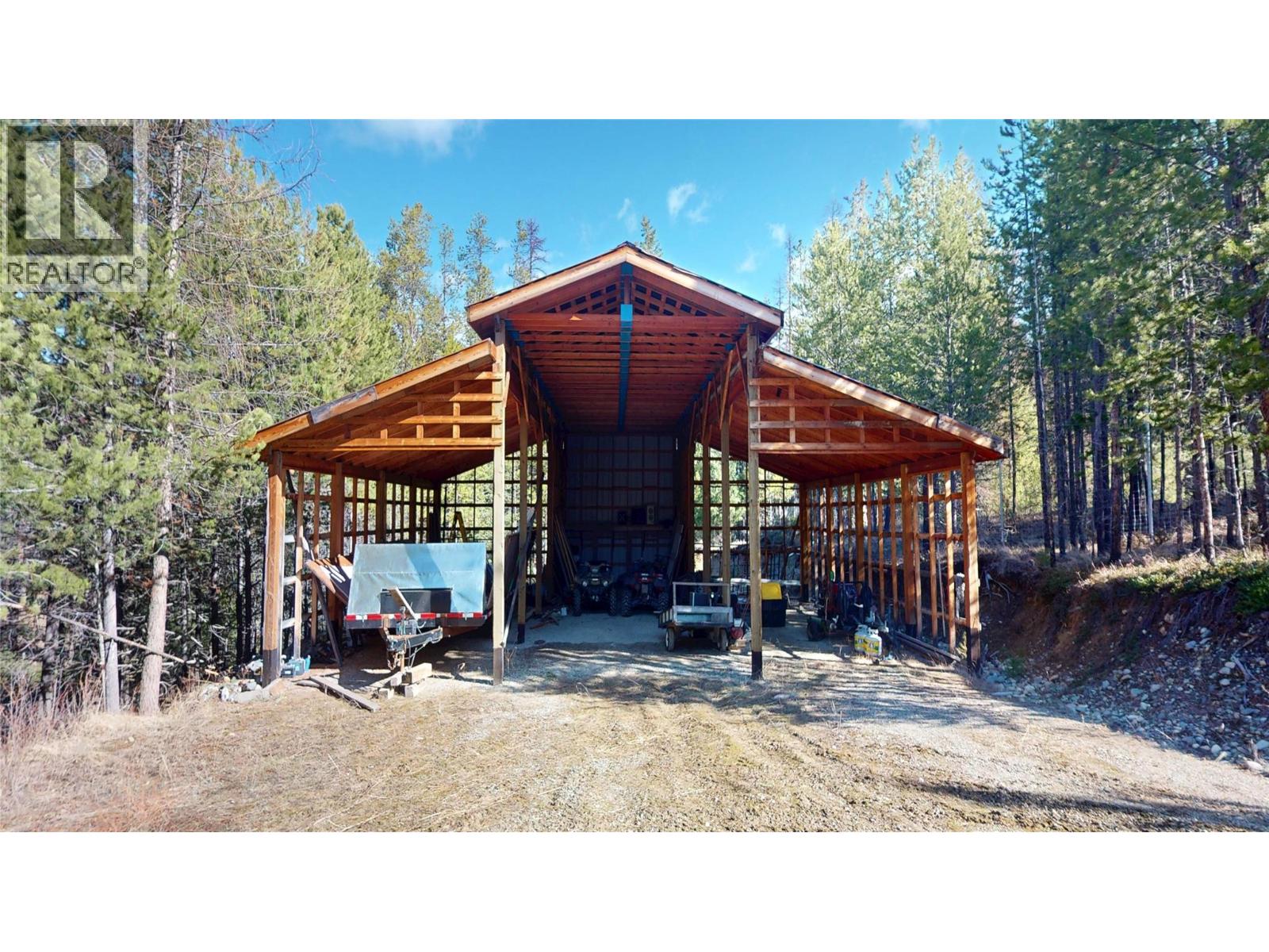 2926 Westview Road, Cranbrook