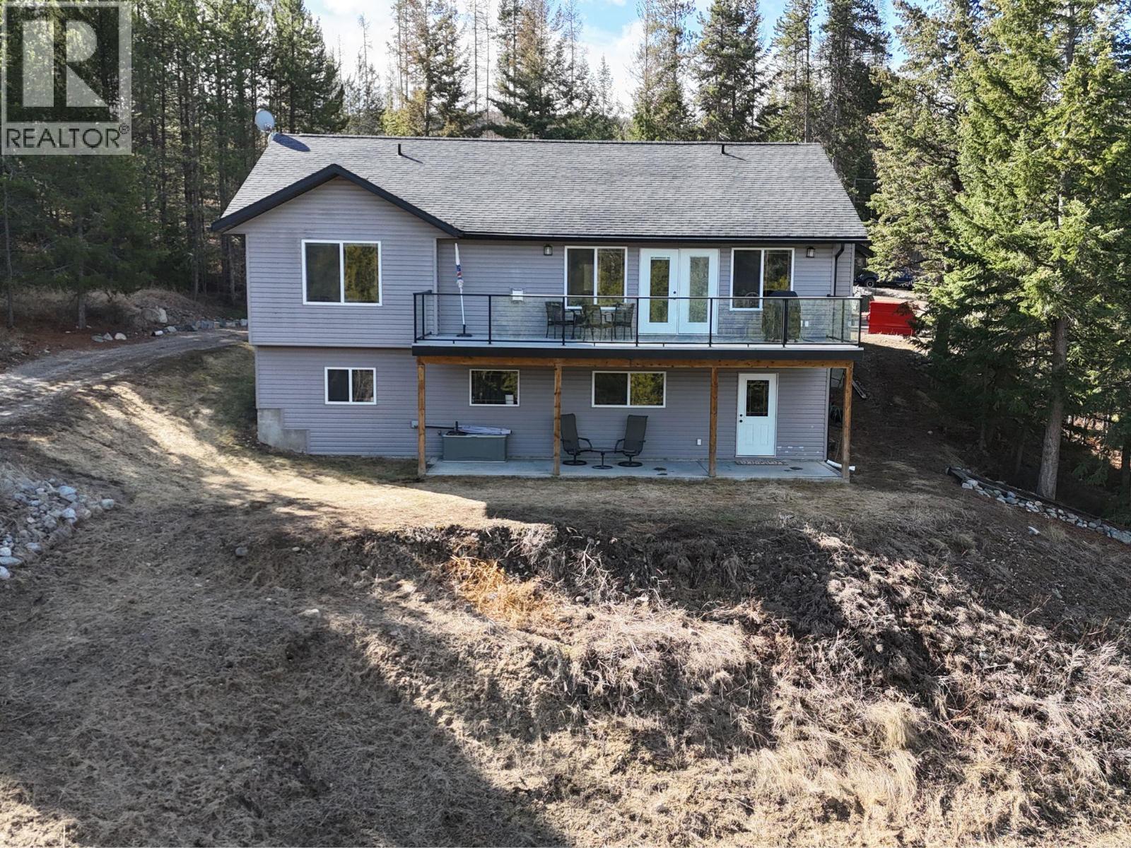 2926 Westview Road, Cranbrook