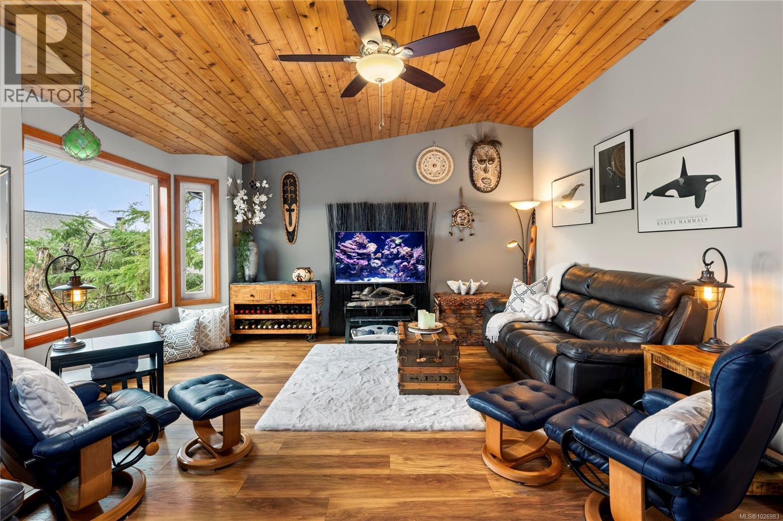 3141 SWALLOW CRES - 25