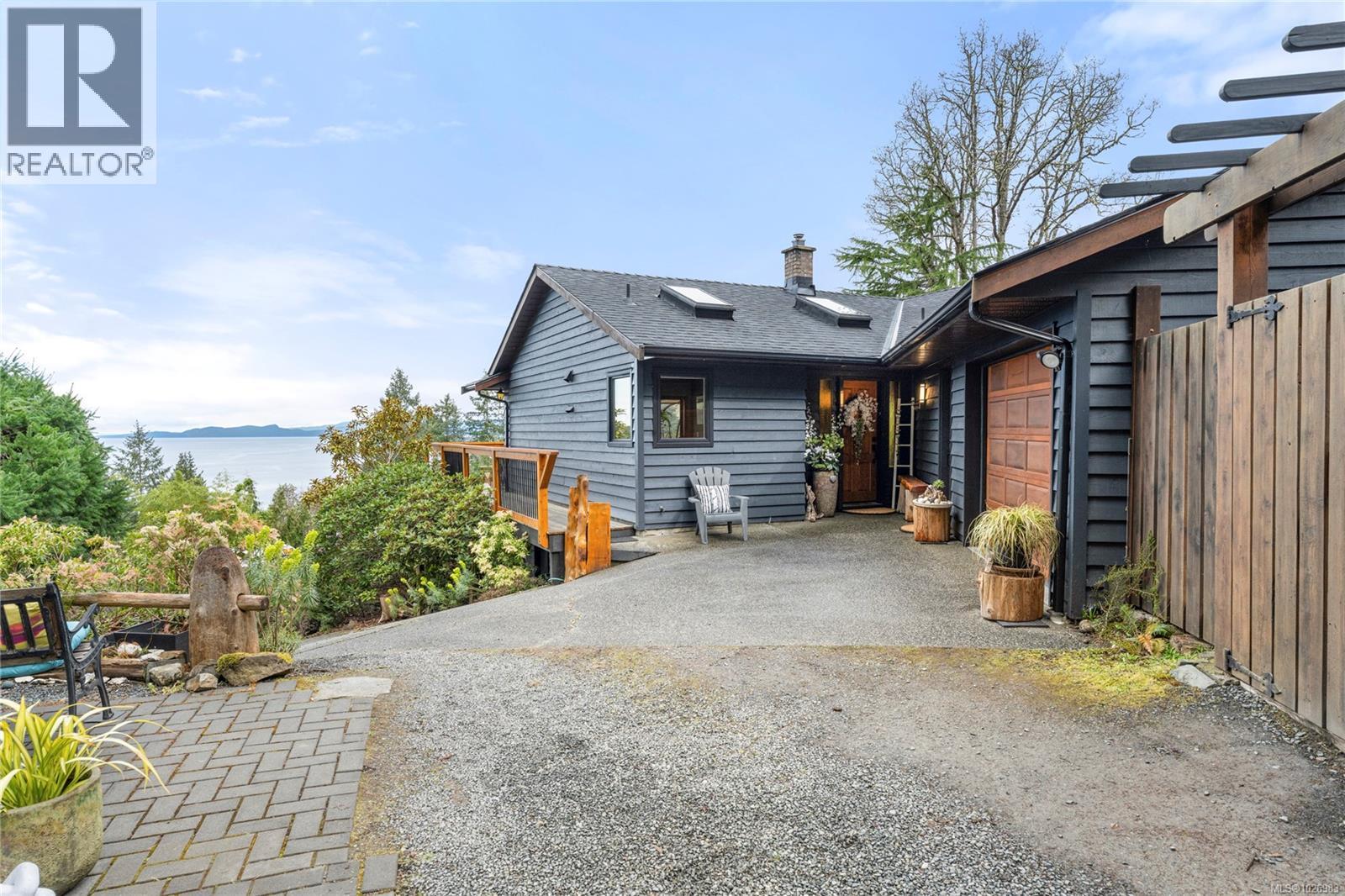 3141 SWALLOW CRES - 59