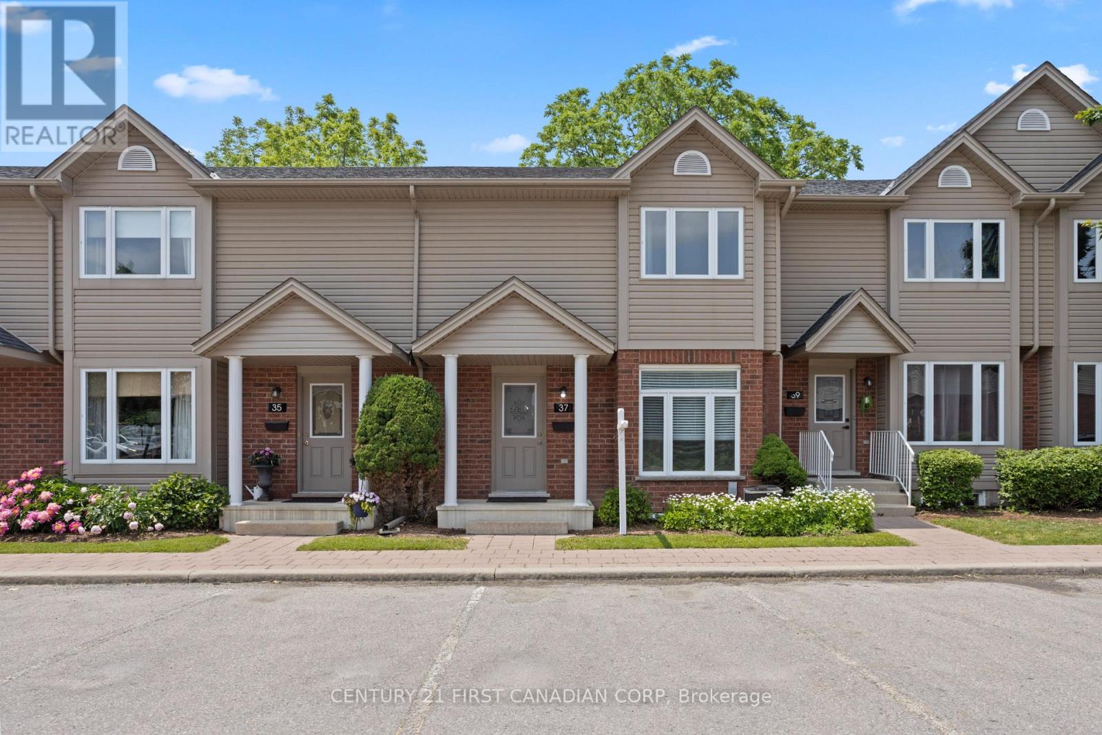 37 - 1921 FATHER DALTON AVENUE