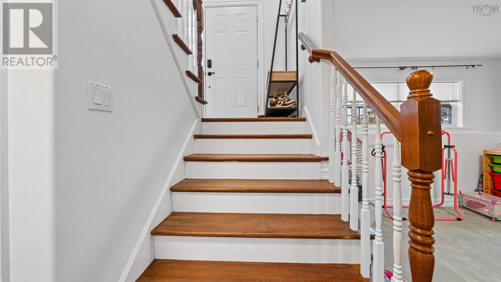 Property 26 of 40 of 118 Tenon Drive