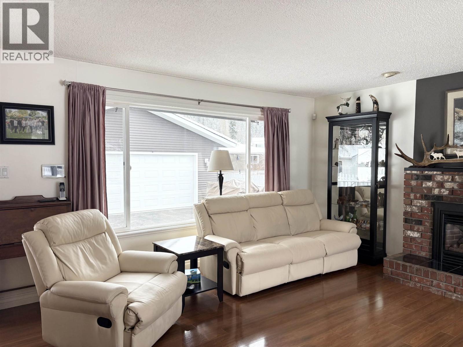 4056 STEVENS DRIVE - 10