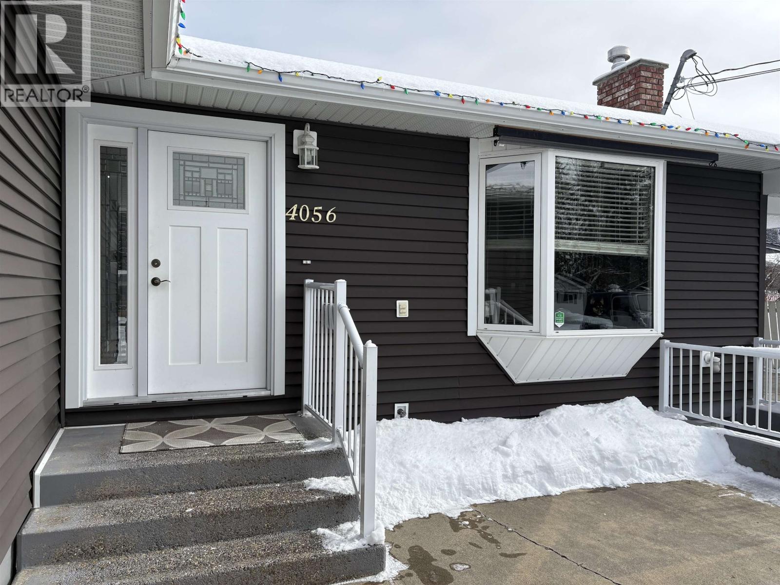 4056 STEVENS DRIVE - 32