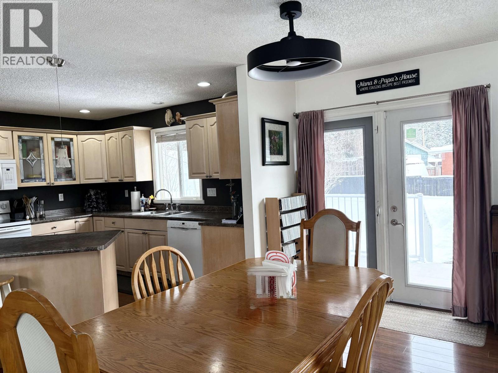 4056 STEVENS DRIVE - 7