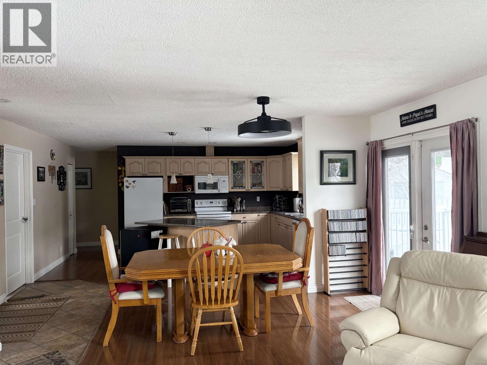 4056 STEVENS DRIVE - 9