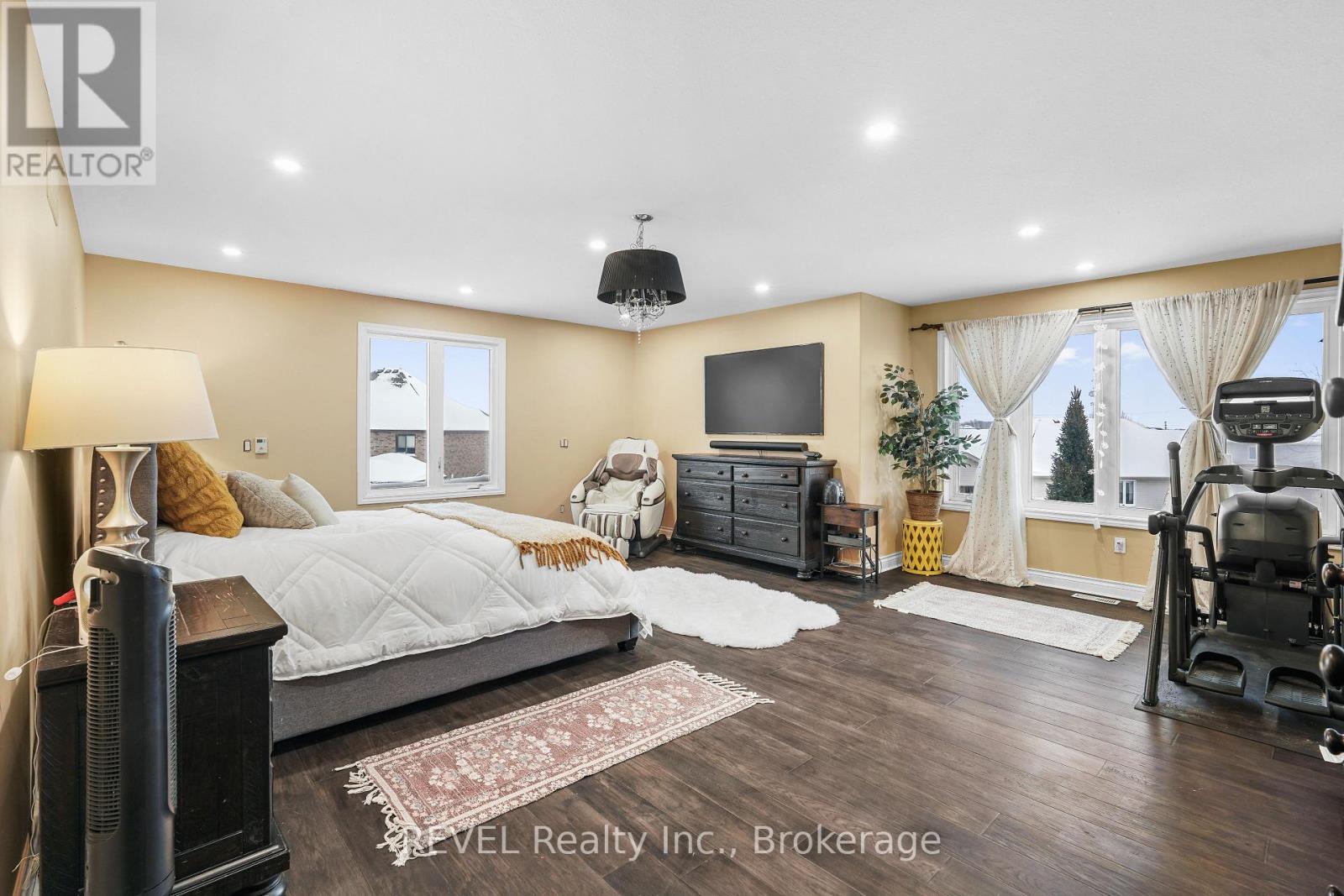 6600 RICHARD CRESCENT - 30
