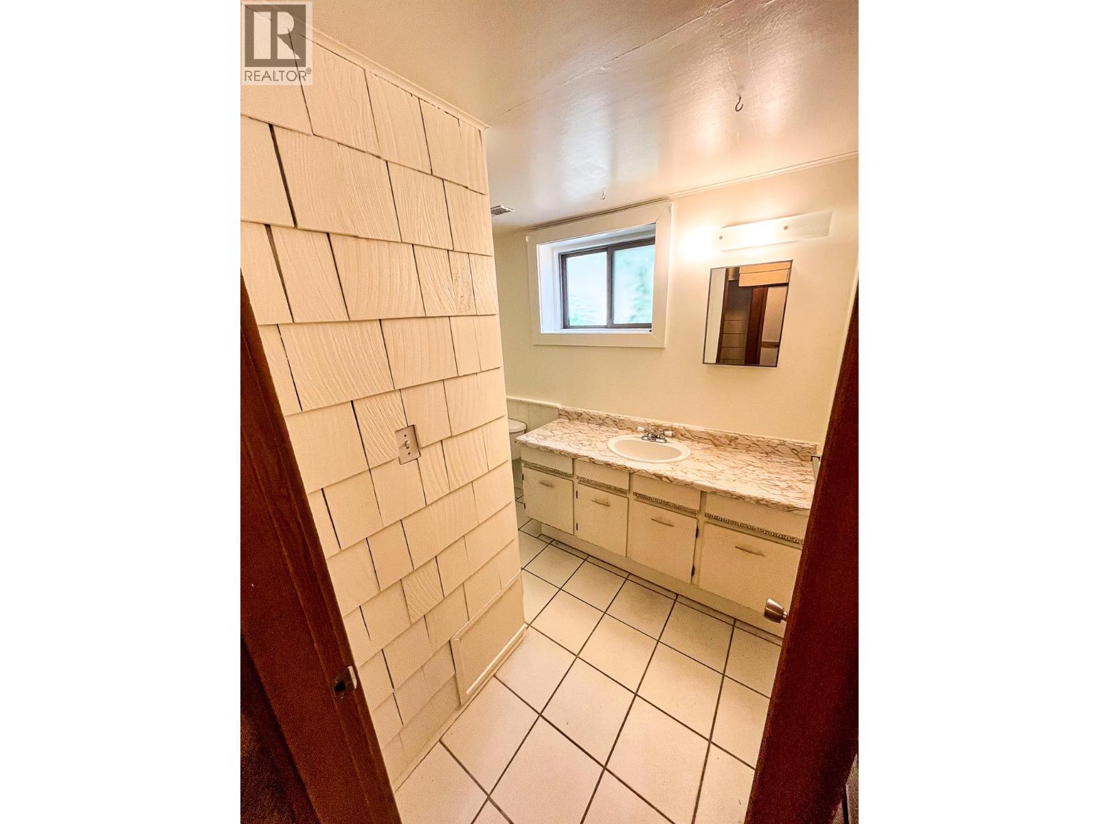 3026 Upper Slocan Park Road, Slocan Park