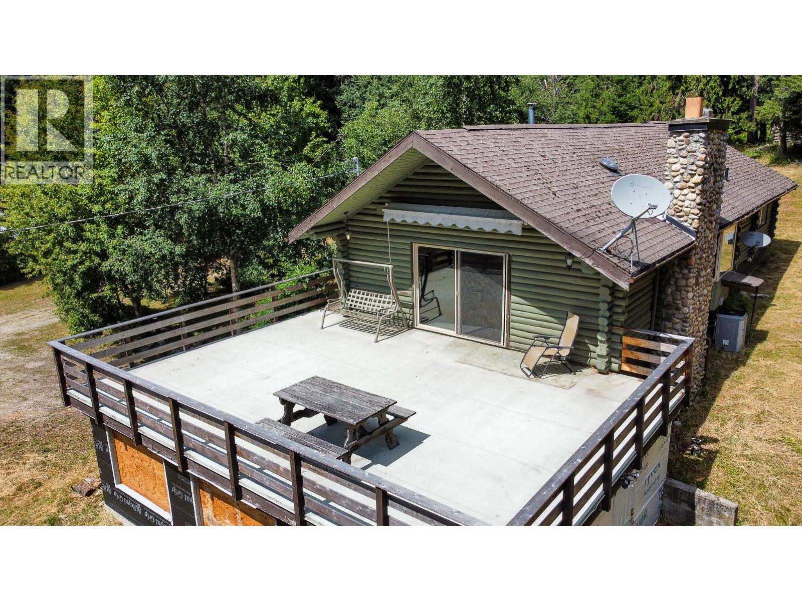 3026 Upper Slocan Park Road, Slocan Park