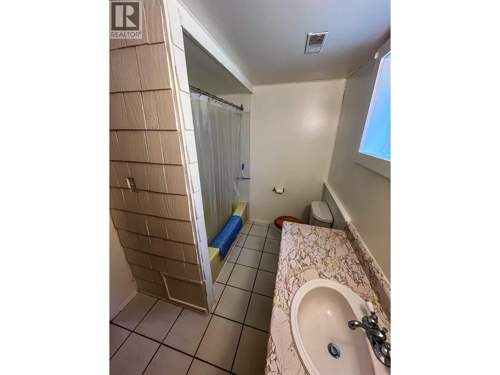 3026 Upper Slocan Park Road, Slocan Park