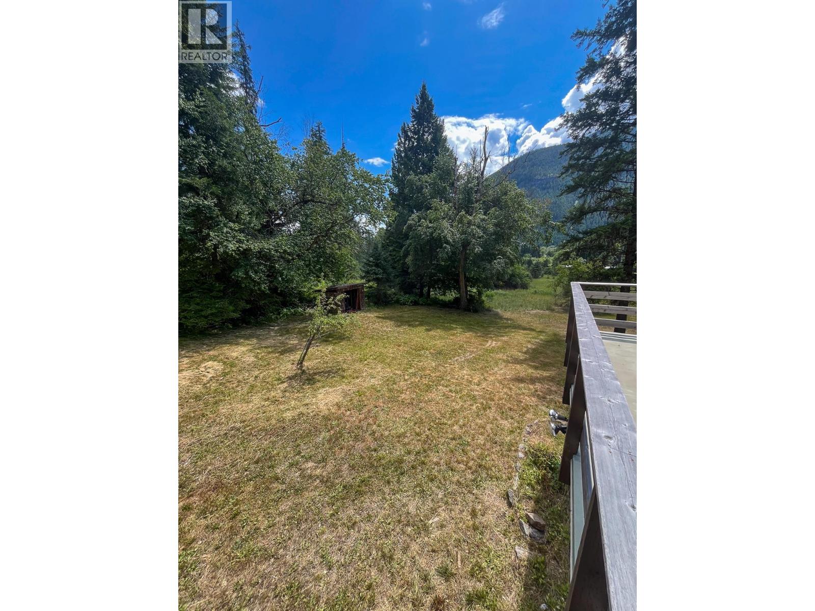 3026 Upper Slocan Park Road, Slocan Park