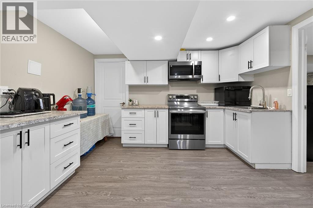 7809 HACKBERRY Trail E - 35