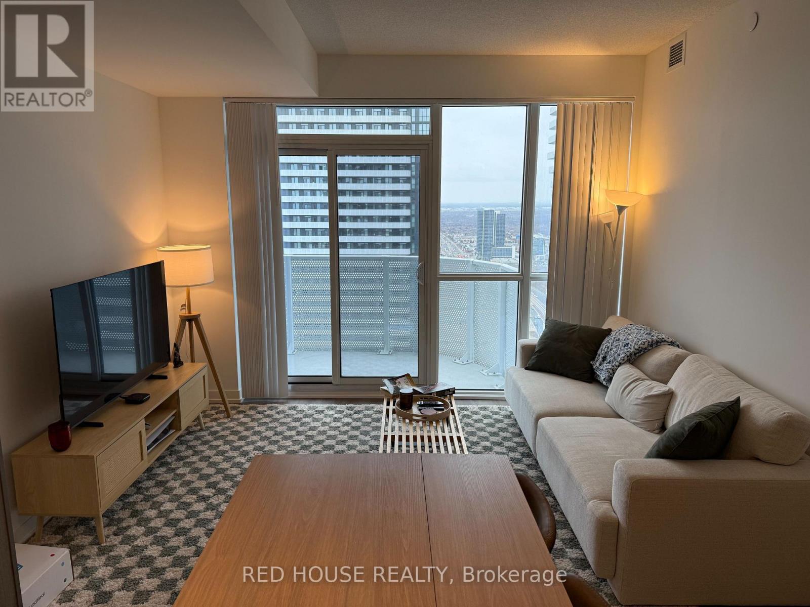 4503 - 28 INTERCHANGE WAY